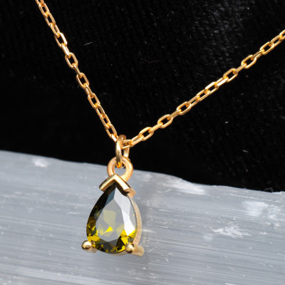 14k Gold Peridot Drop Necklace - 16th Wedding Anniversary Gift - August Birthstone Jewelry