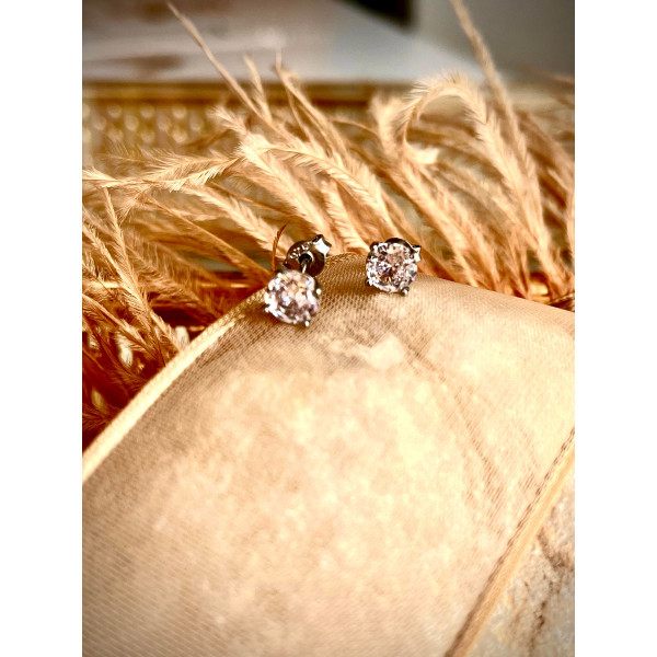 Moissanite CZ Diamond Stud Earrings 4mm April Birthstone Lab-Created Crystal Tiny Earrings Gift for Her