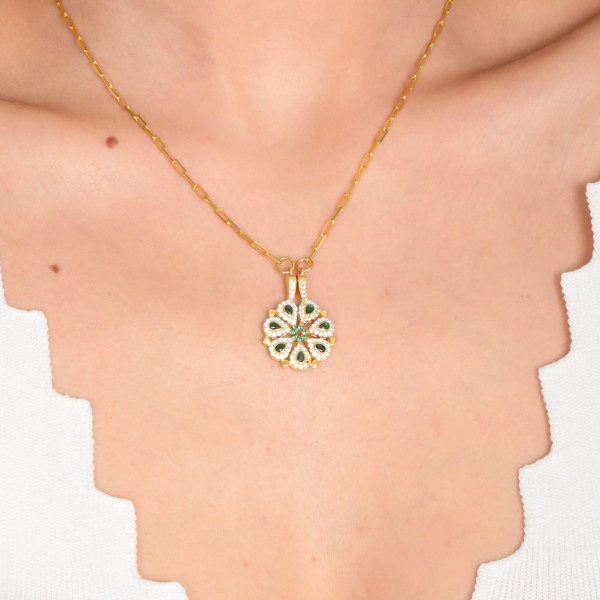 Seven Leaf Clover Green Emerald Necklace - Dainty Luck Pendant for Women, Mother's Day Gift,