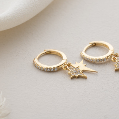 Dainty Celestial Star Hoop Earrings, Gold Star Huggie Earrings, Silver Unique Star Dangle Earrings for Moms