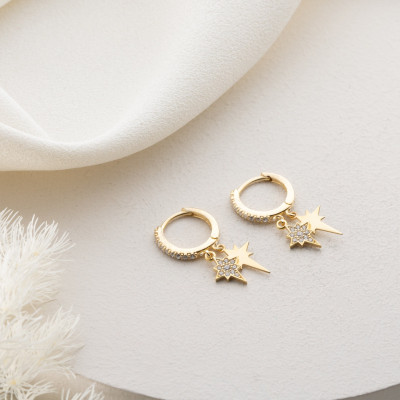 Dainty Celestial Star Hoop Earrings, Gold Star Huggie Earrings, Silver Unique Star Dangle Earrings for Moms