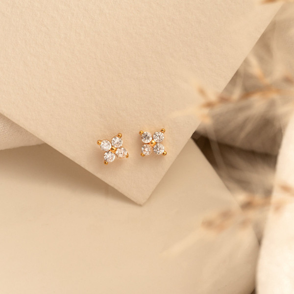 Flower Stud Earrings Silver Floral Jewelry Dainty Mini Earrings Everyday Wedding Gift for Mom