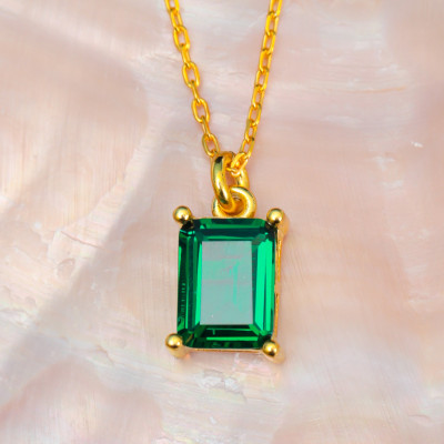 Small Green Emerald Baguette Pendant Silver Necklace - Gift for Her