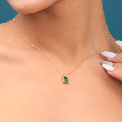 Small Green Emerald Baguette Pendant Silver Necklace - Gift for Her