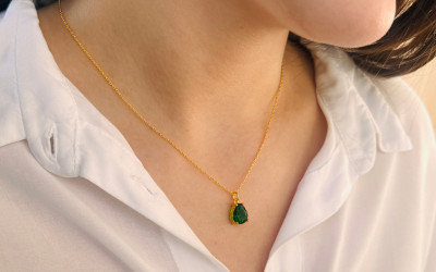 All Uniqueness: Crafting Emerald Chokers & Custom Jewellery