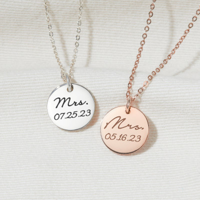 Personalized Disc Necklace - Custom Engraved Jewelry Gift for Her: Silver/Rose Gold for Mom, Wife, Girlfriend