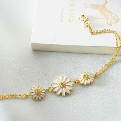 Handmade Dainty White Daisy Bracelet for Women and Kids - Silver or Rose Gold Chain - Gift for Her