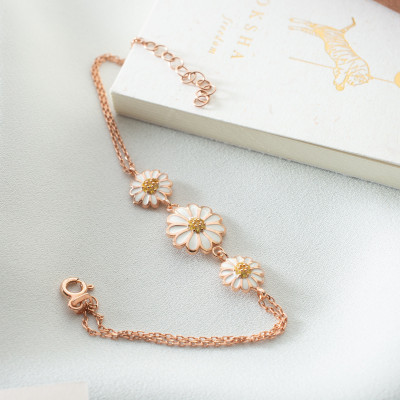 Handmade Dainty White Daisy Bracelet for Women and Kids - Silver or Rose Gold Chain - Gift for Her