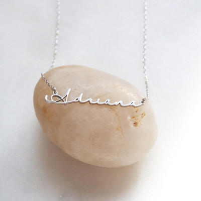 Personalized Dainty Name Necklace - Stylish Gift for Her | Tiny Name Jewelry