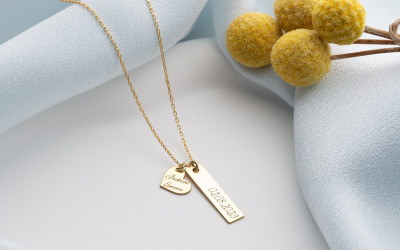 Your Story, Engraved: The Heartfelt Name Bar Necklace