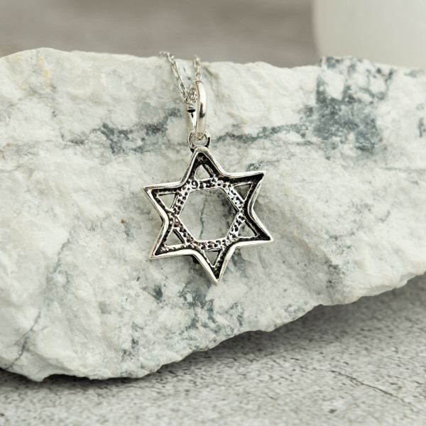 Personalized Silver Star of David Necklace, Custom Magen Charm, Men's Women's Jewish Jewelry Gift