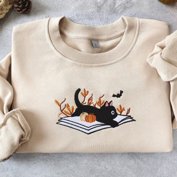 Embroidered Halloween Cat Sweatshirt, Fall Black Cat Crewneck, Book-themed Sweater