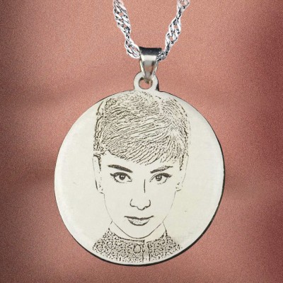 Circle Photo Necklace, Personalized Photo Jewelry, Custom Picture Necklace, Engraved Photo Necklace, Photo Pendant, Photo Charm