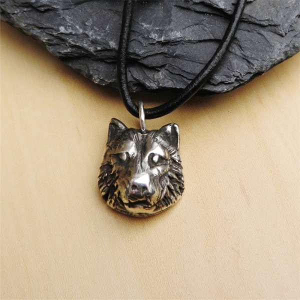 Silver Wolf Head Necklace - Custom Jewellery By All Uniqueness