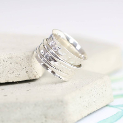 Silver Hammered Effect Spinning Ring - Custom Jewellery By All Uniqueness