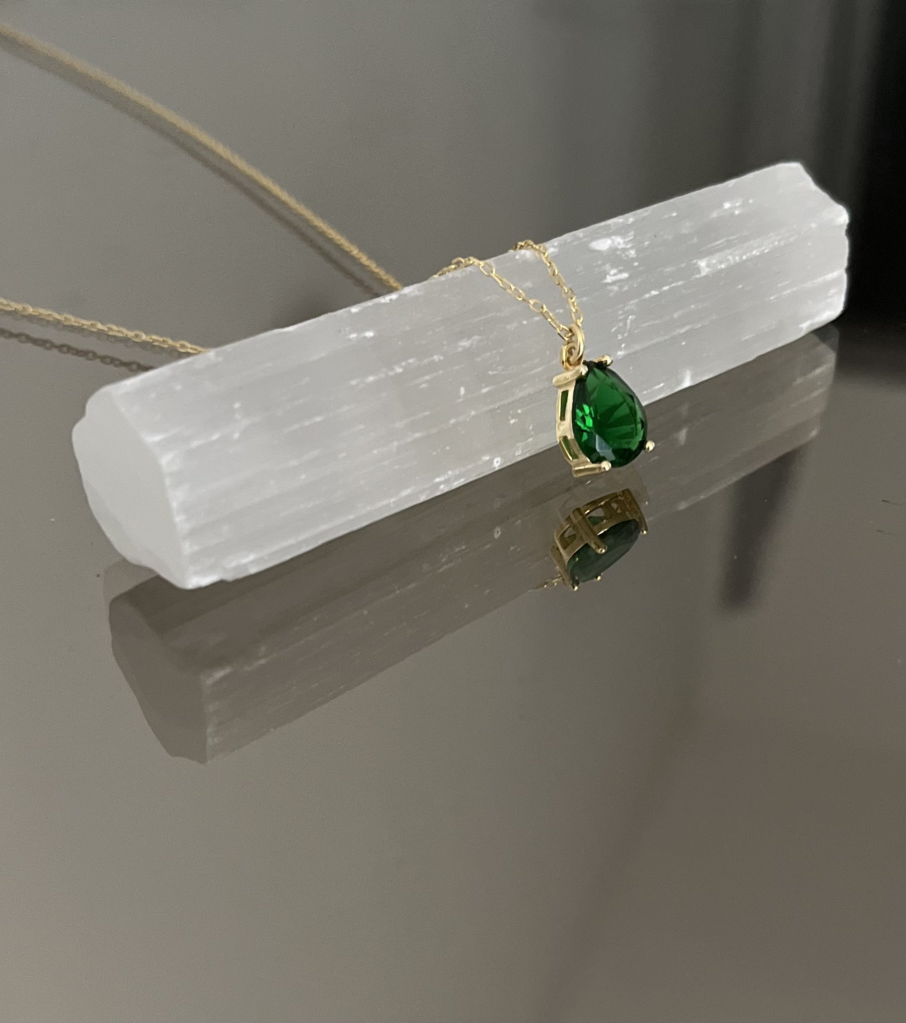 Emerald Green Choker Necklace for Women - May Birthstone Dainty Gift - Long Emerald Necklace