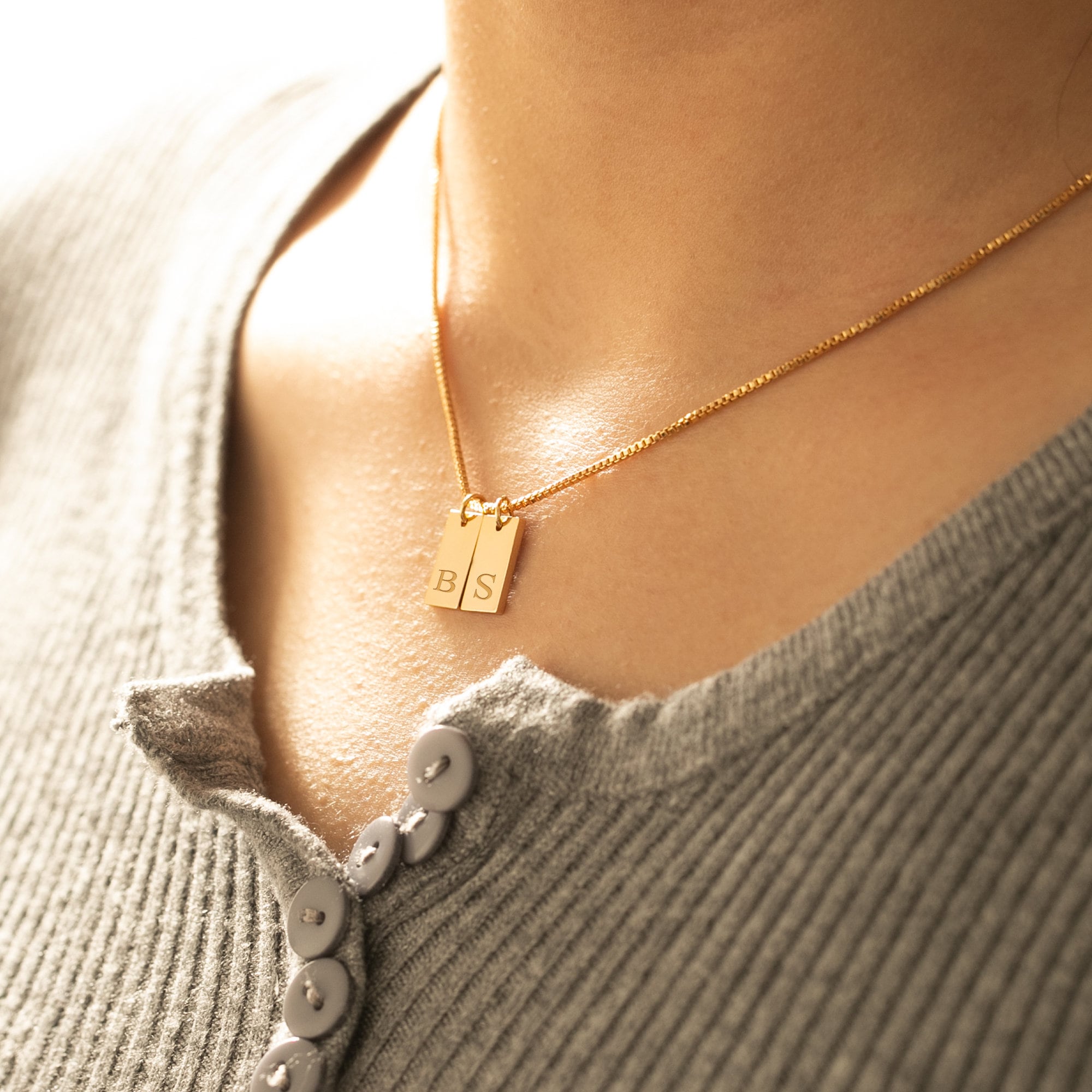 Customized Gold Bar Name Necklace - Personalized Initial Tag Family Jewelry - Birthday &amp; Mother's Day Gift for Her