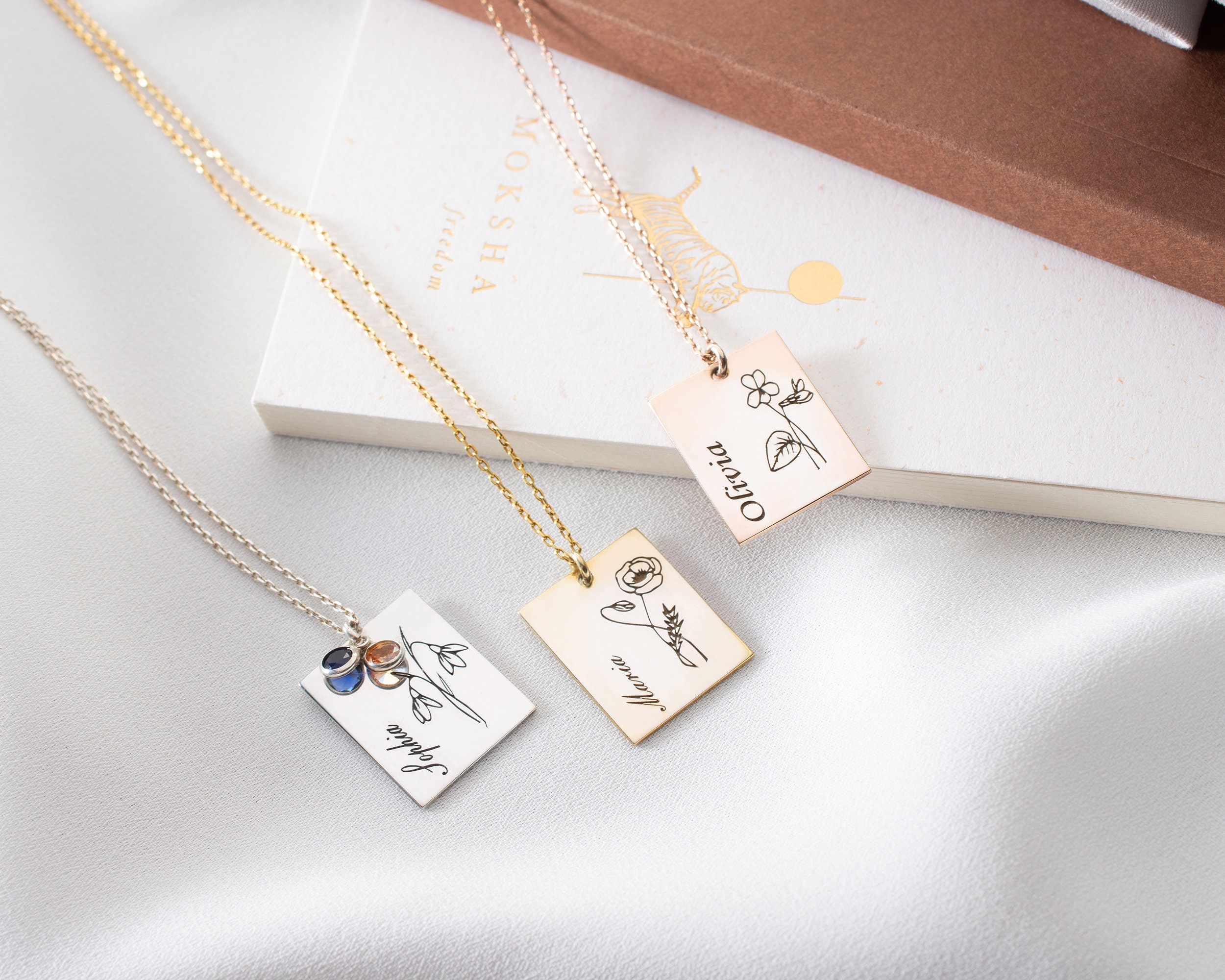 December Birth Flower Necklace - Custom Holly &amp; Citrine Birthstone in Gold/Silver,